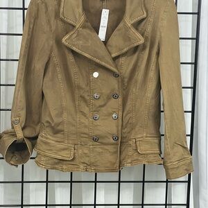 White House Black Market Tan Trench /Cargo style croppedJacket with Wide Lapels